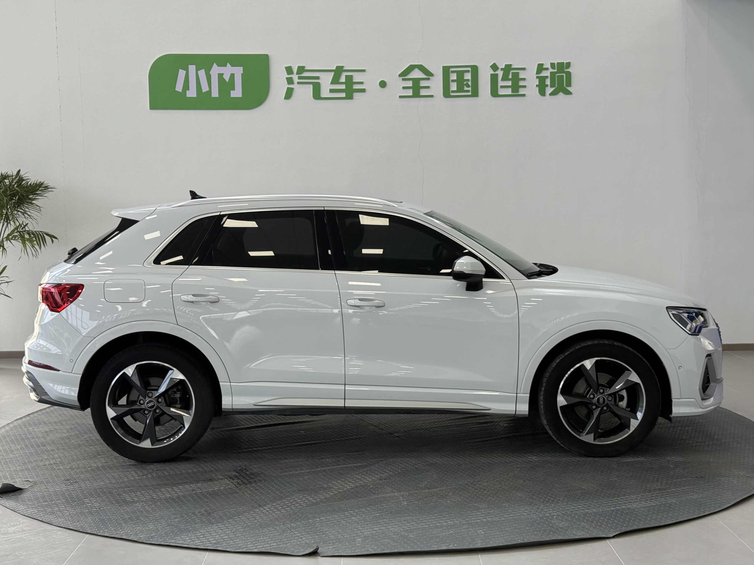 Audi Q3 2022 35 TFSI S line 1.4T SUV - 图片 4