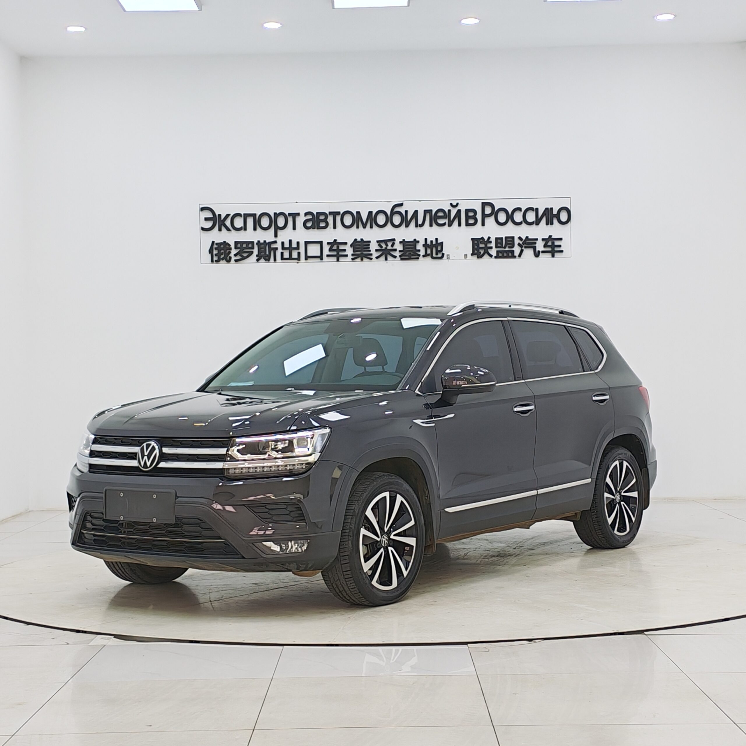 Volkswagen Tharu 2022 280TSI 2WD Luxury Edition