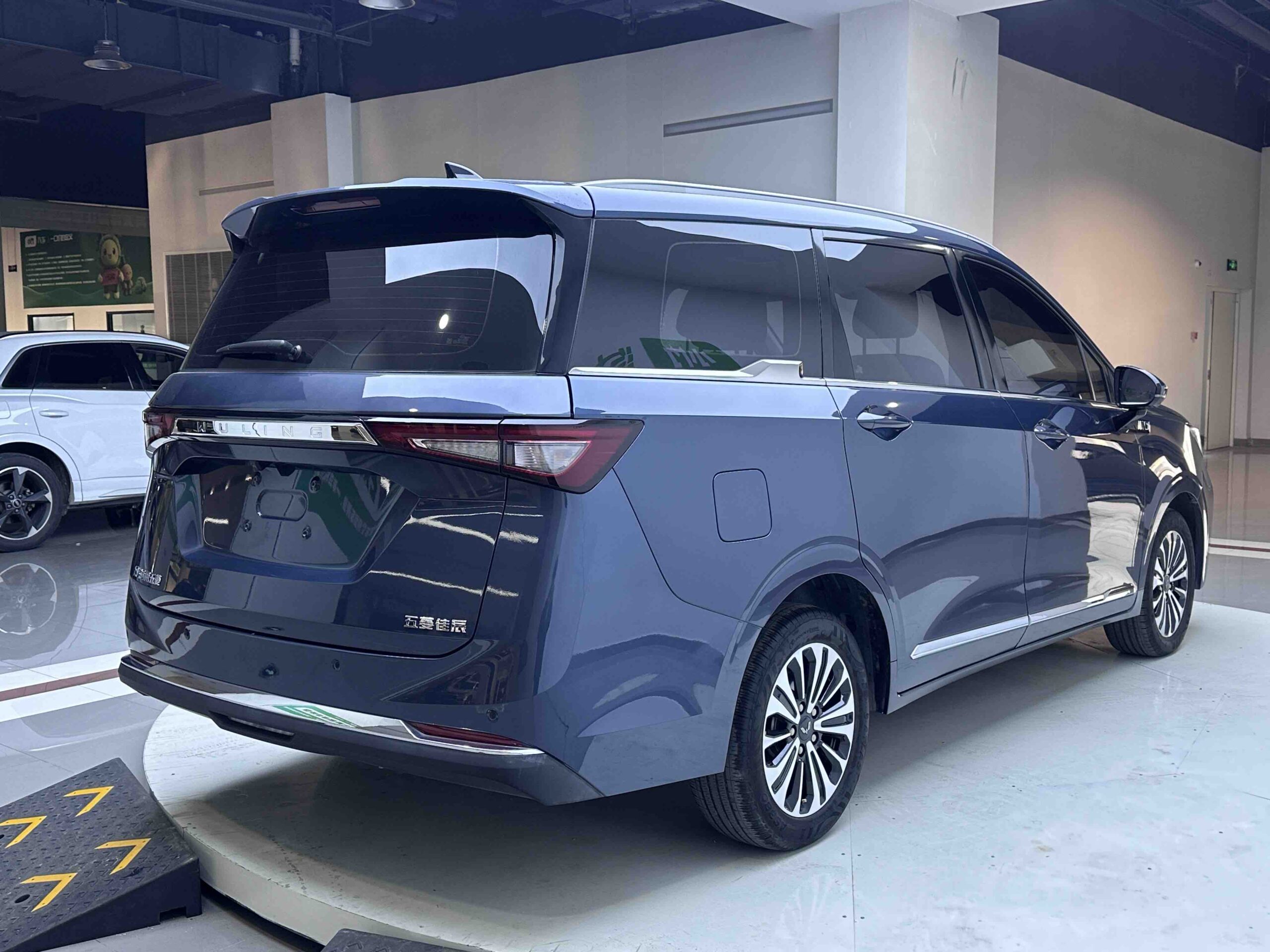 Wuling Jiachen 2022 1.5T CVT Zunxiang Flagship Edition - 图片 6